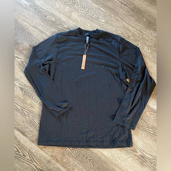 SKIMS Boyfriend Long Sleeve T-shirt in Onyx NWT - Picture 2 of 4